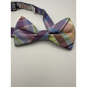 IZOD Brookland Men's Stylish Blue Green Pink Plaid Bow Neck Tie